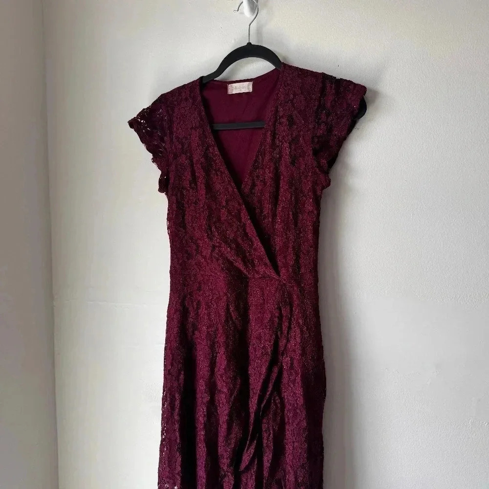 Altar’d State Burgundy Lace Wrap Midi Dress Elegant V-Neck Flutter Sleeve Small - Picture 4 of 7